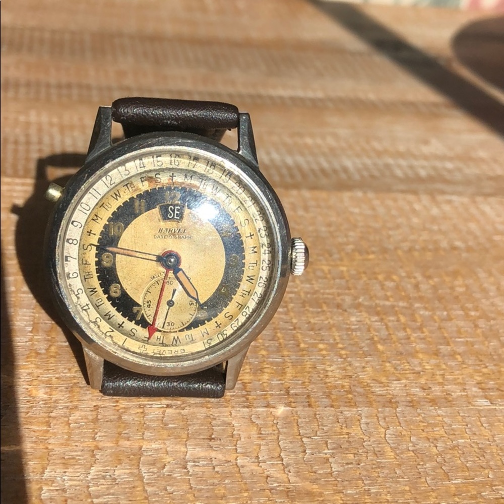 Rare Vintage Harvel Dateograph mechanical  watch